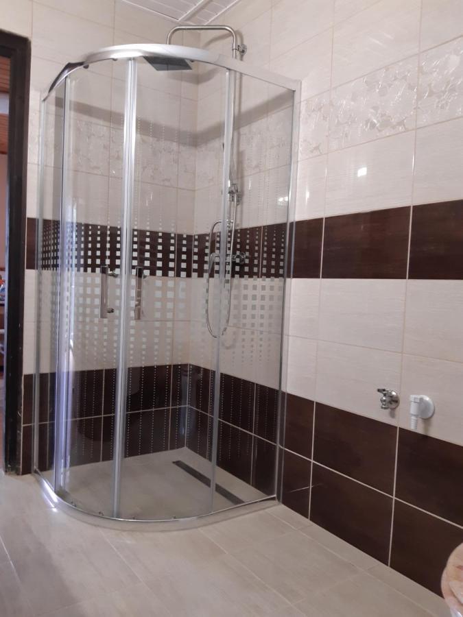 מלון קסזטלי Toldi Apartman מראה חיצוני תמונה